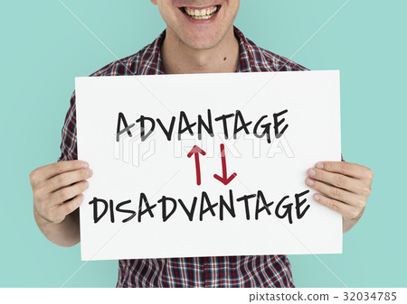 图库照片: advantage disadvantage opposite difference situation