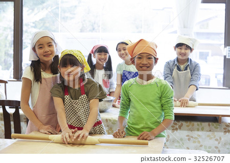 图库照片 小学生 烹饪 食物