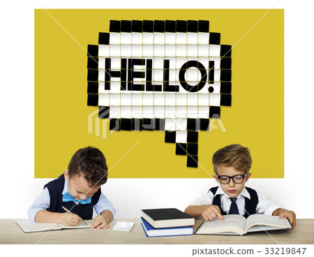 图库照片 kids say hello hi greeting speech bubble graphic