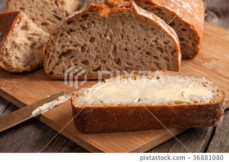 图库照片: slice of bread.