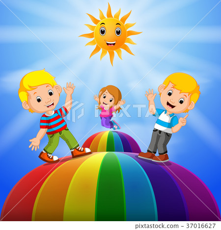 插图素材: happy kids standing over the rainbow