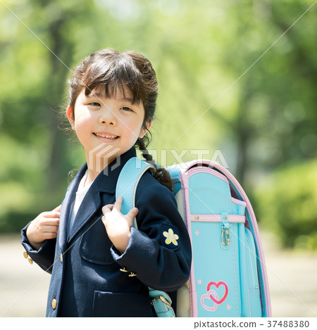 图库照片 儿童小学生入学仪式形象 查看全部