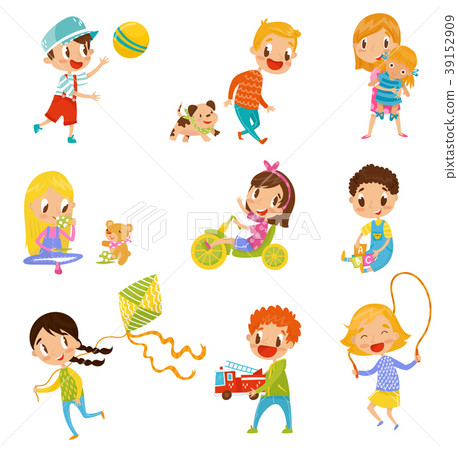 插图素材 cute boys and girls doing sports and playing set