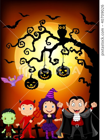 图库插图: happy little kids with costume halloween