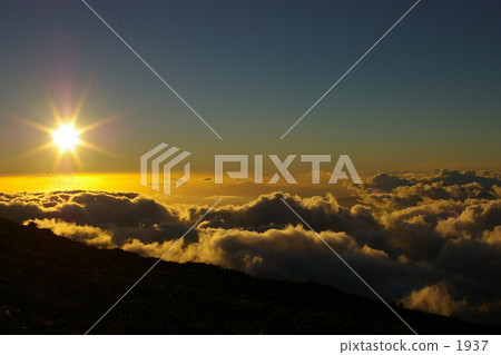 Above the clouds 1937