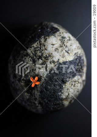 Kidus and stone 19009