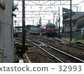 Station and train 32993