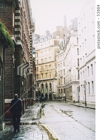 The rain is dazzling 53984