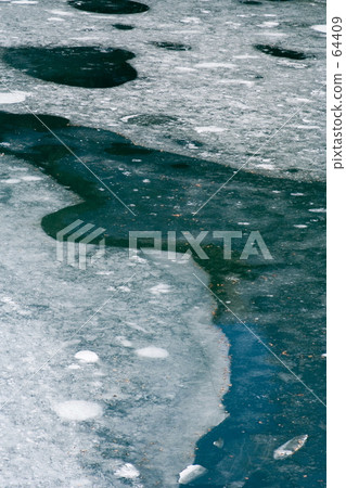 Upstream of Okutama Lake in freezing 64409