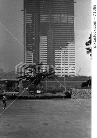 新宿亞中心城市·京王廣場酒店正在建設昭和45年 新宿亞中心城市·京王廣場酒店正在建設昭和45年 71068