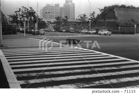 新宿副大都市·新宿中央公園上一個昭和45 新宿副大都市·新宿中央公園上一個昭和45 71115