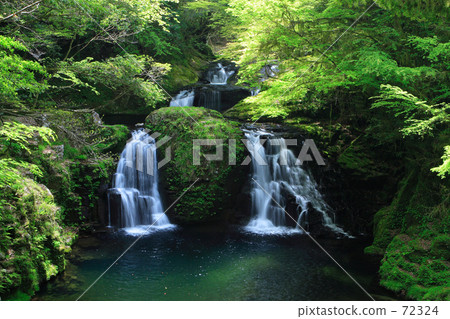 深邃的溪流 72324