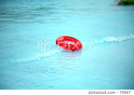 It's summer~ I'm surfing first♪ 79997
