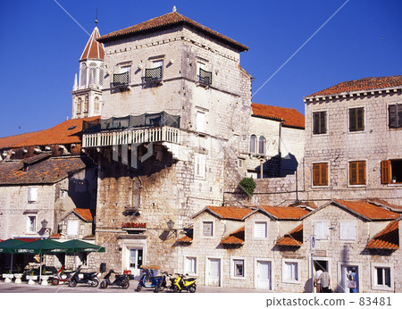 特羅吉爾（克羅地亞） 83481