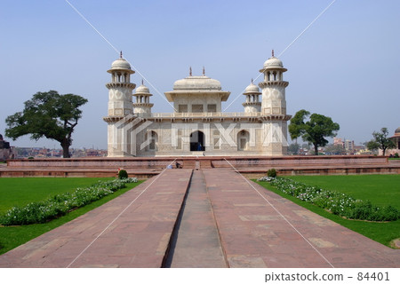 Itimad · Udaurelar Tomb (India) 84401