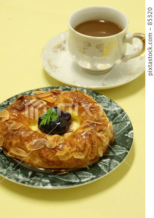 Snack time Snack time 85320