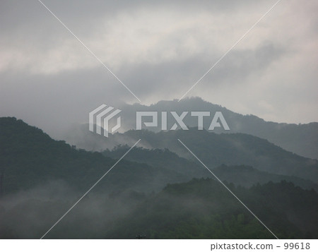 Mountain of ink paintings Mountain of ink paintings 99618