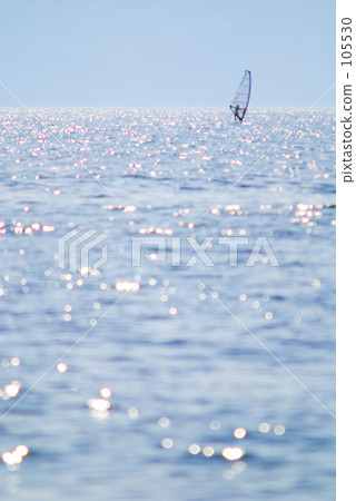 閃亮的大海 閃亮的大海 105530