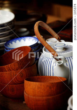Dishes Dishes 105874