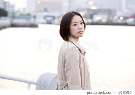 提神 黑髮 簡約 108596