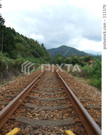 賽道將繼續進行 賽道將繼續進行 111370