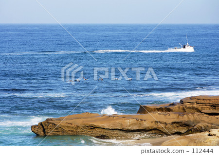 Motorboat and chase Motorboat and chase 112444