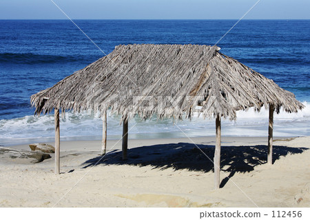 Tiki Hut Tiki Hut 112456