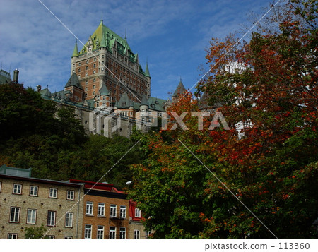 城堡和秋天的落葉 城堡和秋天的落葉 113360