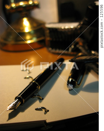 Favorite notebook and fountain pen 125596