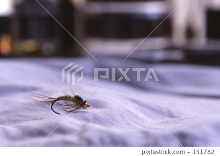 Pseudo food bait for fly fishing 131782
