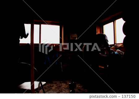 疏散到山間小屋 137150