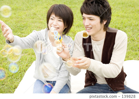 cloudy, intimate friend, 20 139828