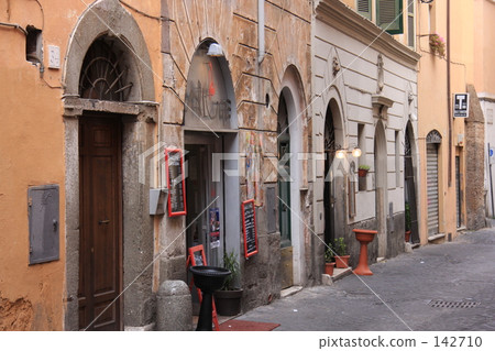 Street corner of Rome 142710