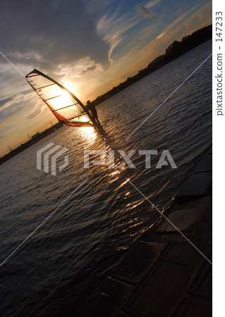 Wind from the sunset 147233