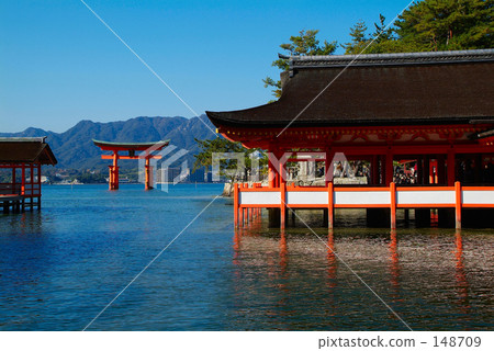 Itsukushima shrine Itsukushima shrine 148709