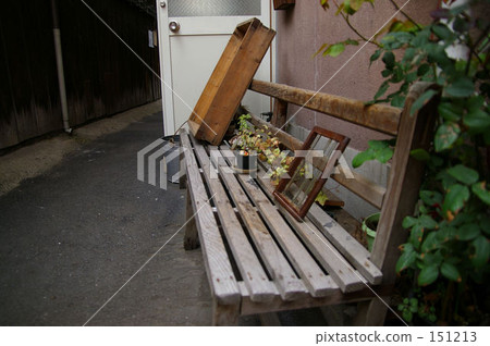 Object Bench - Alley Alley Visit ~ 151213