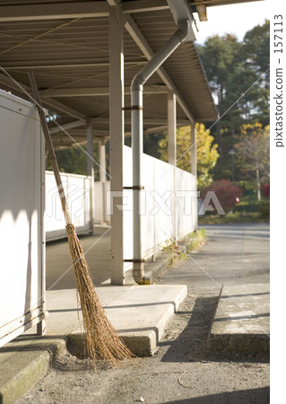 A broom 157113