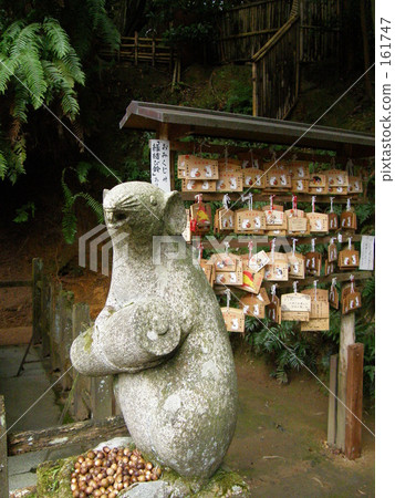 Stone figure rat mouse 161747