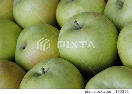 Green apple 163398