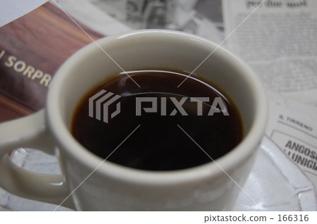 pale, western-style room, coffeecup 166316