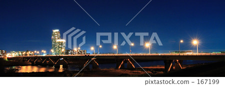 City of the opposite bank _ 03 167199