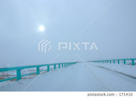 Winter sun 171410