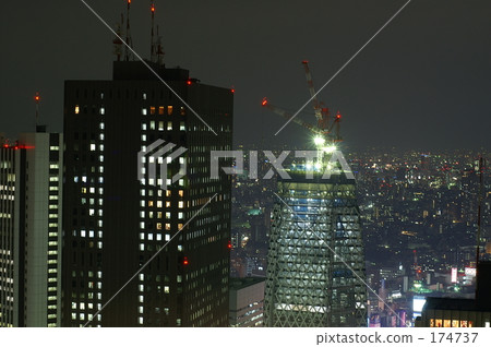 暗淡的 黑暗 風景 174737