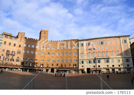 Siena Campo square 176513