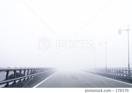 在霧中奔跑 176570