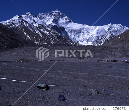 Chomoranma Peak Base Camp 176978