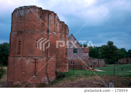 Old castle Old castle 178954