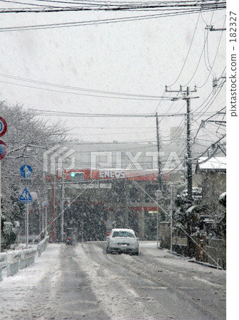 防滑 防滑 182327