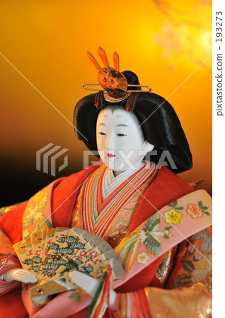 Dolls (vertical) 193273