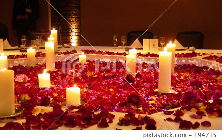 table, decorated, decoration 194715